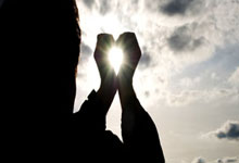 曼联旧将：戴维斯很适合这支曼联，达洛特和卢克-肖都有欠缺罗马诺：巴黎与K77彻底达成协议，后者薪水涨至目前的4～5倍.